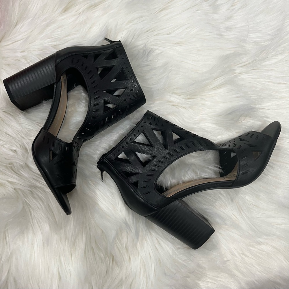 Elegant Black Women's Heeled Sandals